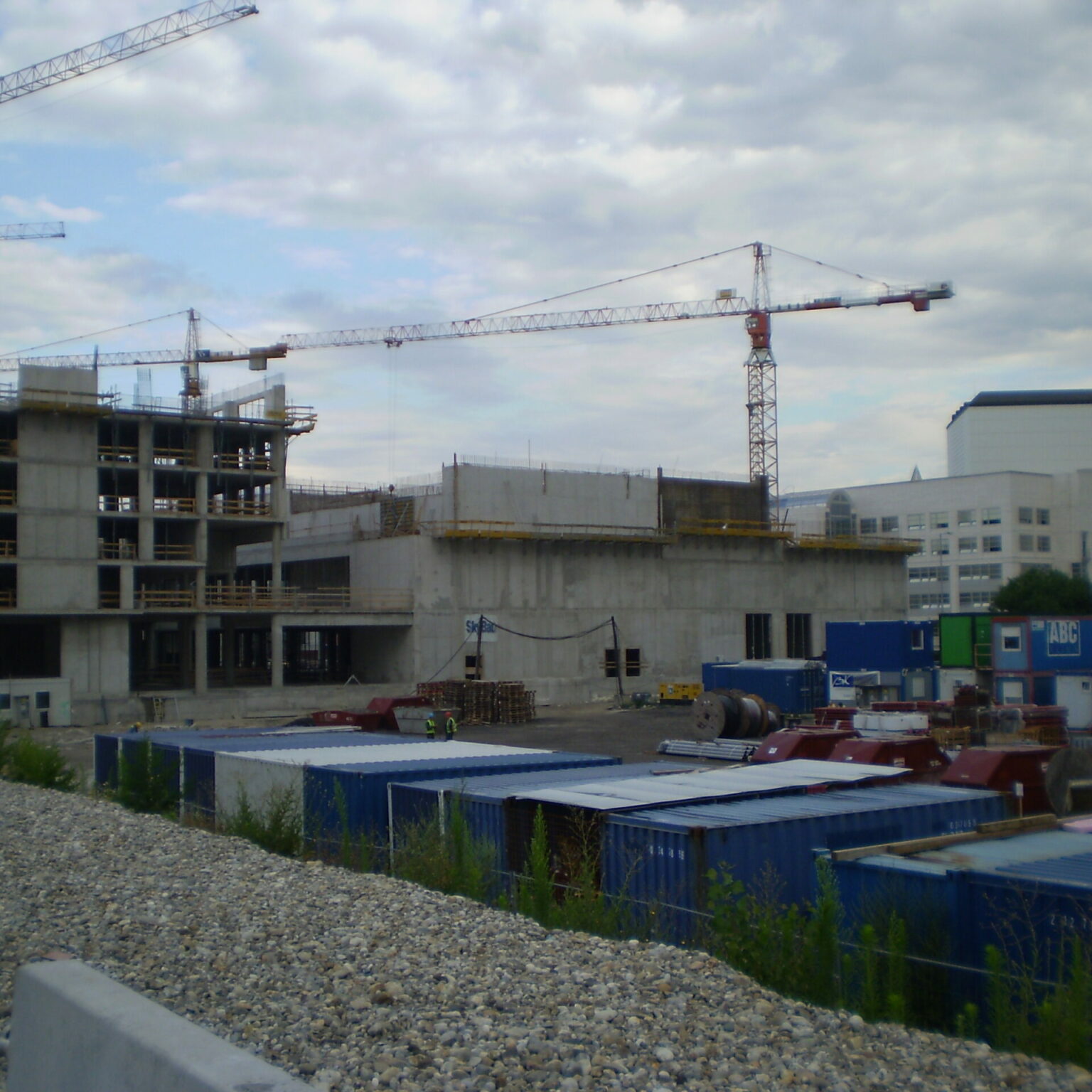 OLYMPUS DIGITAL CAMERA